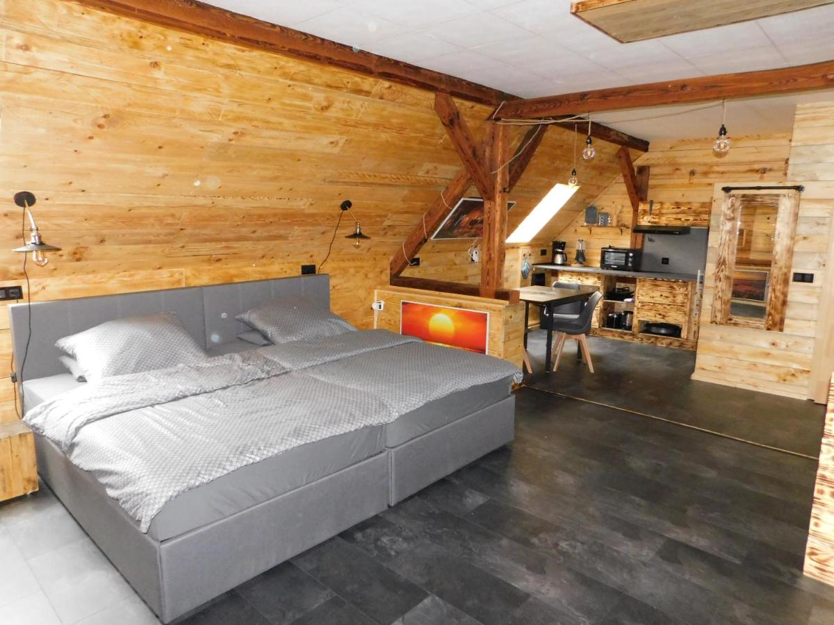 Haus Feierabend - Housity