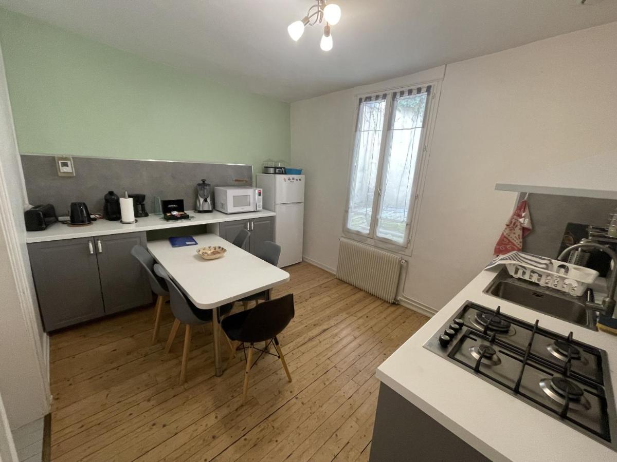 Bienvenu chez Zazou - Housity