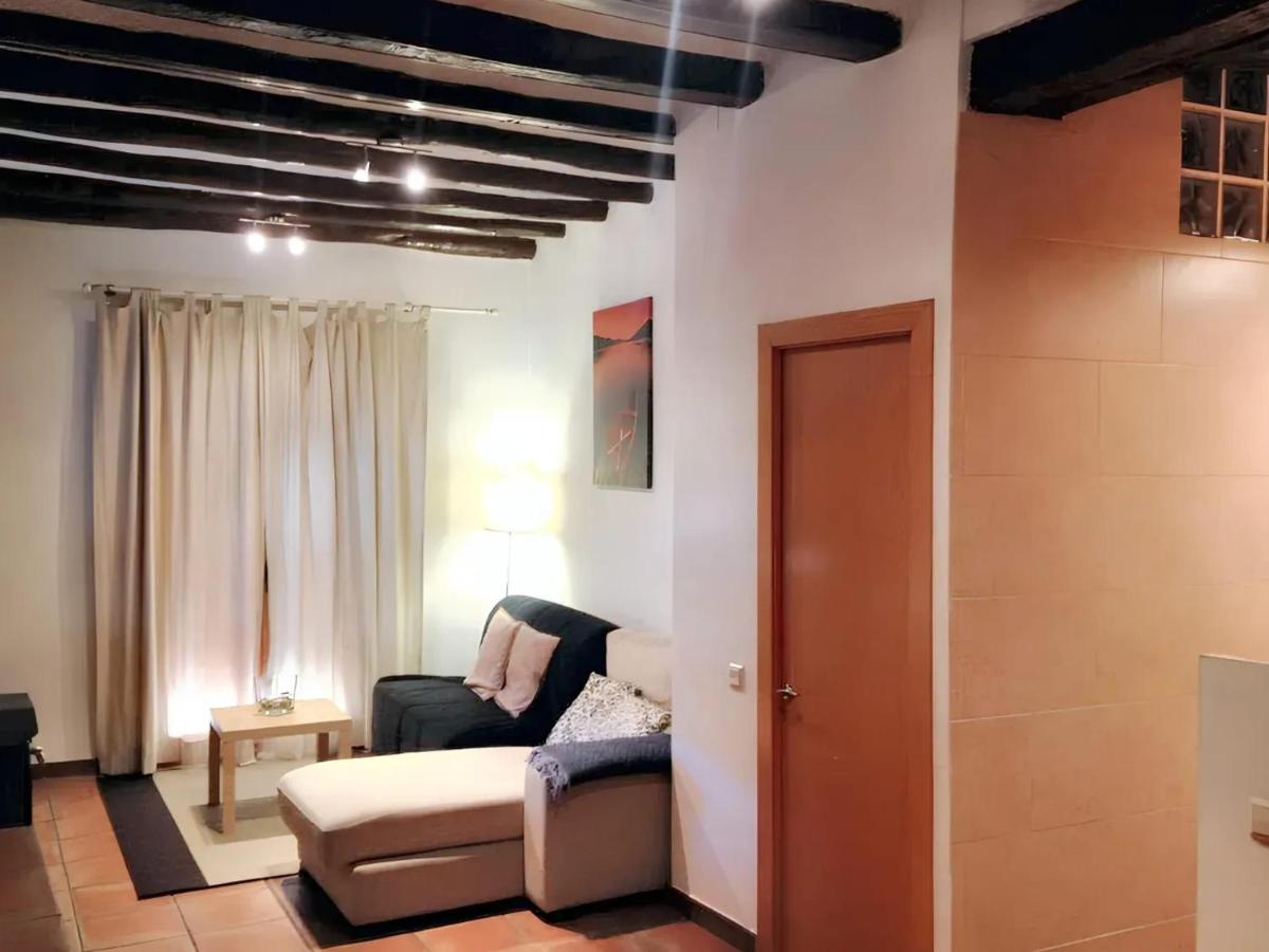 Charming Apartment in Tolva, 50 m², with Terrace - Housity