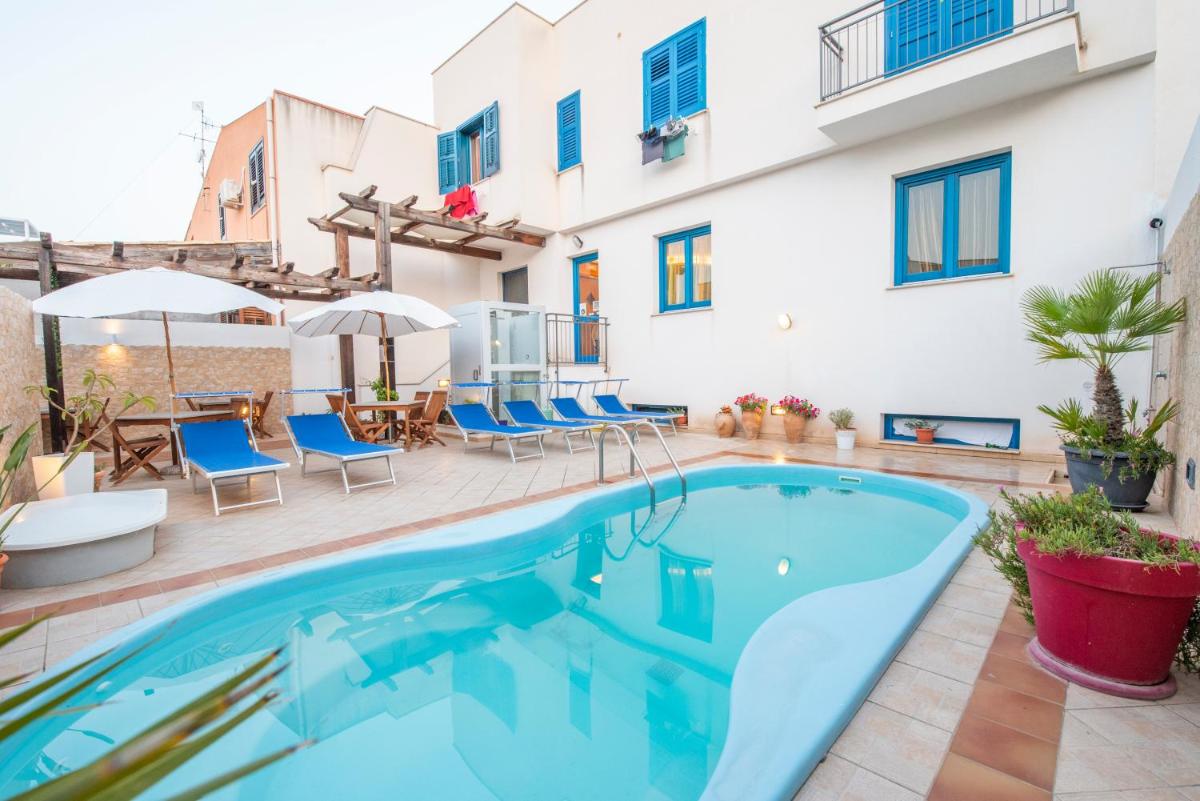 Hotel Altamarea - Housity