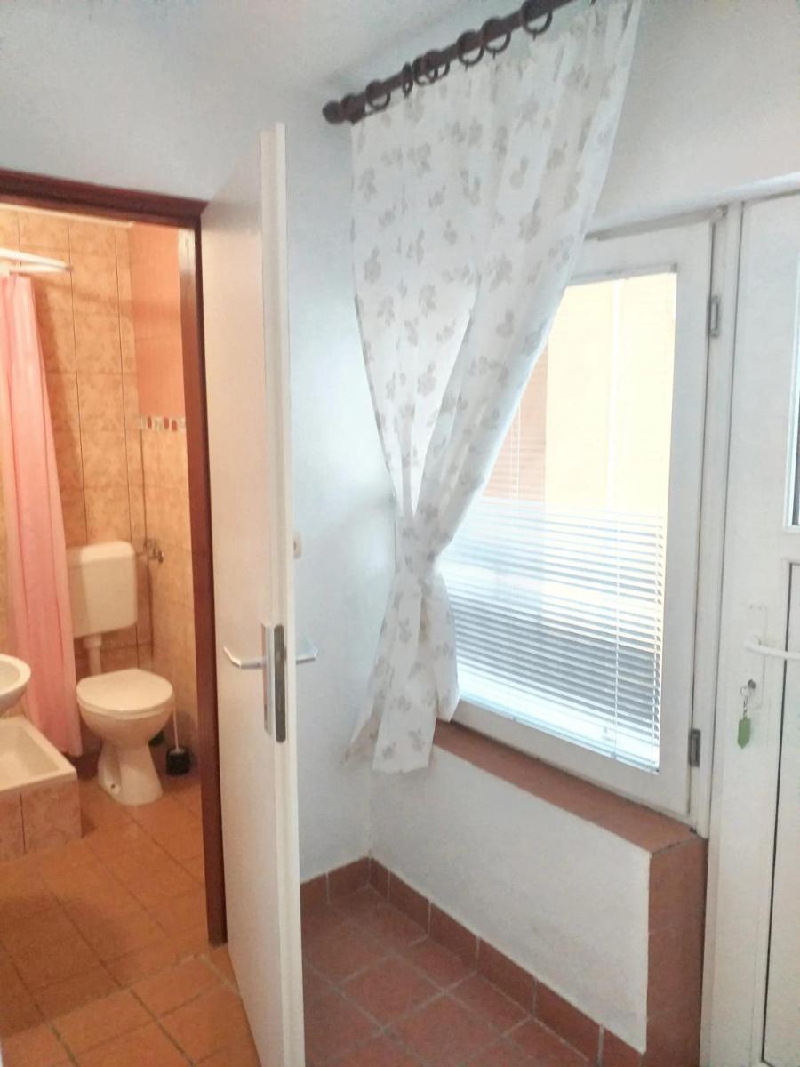 Cosy Apartment in Vir with Terrace - Housity