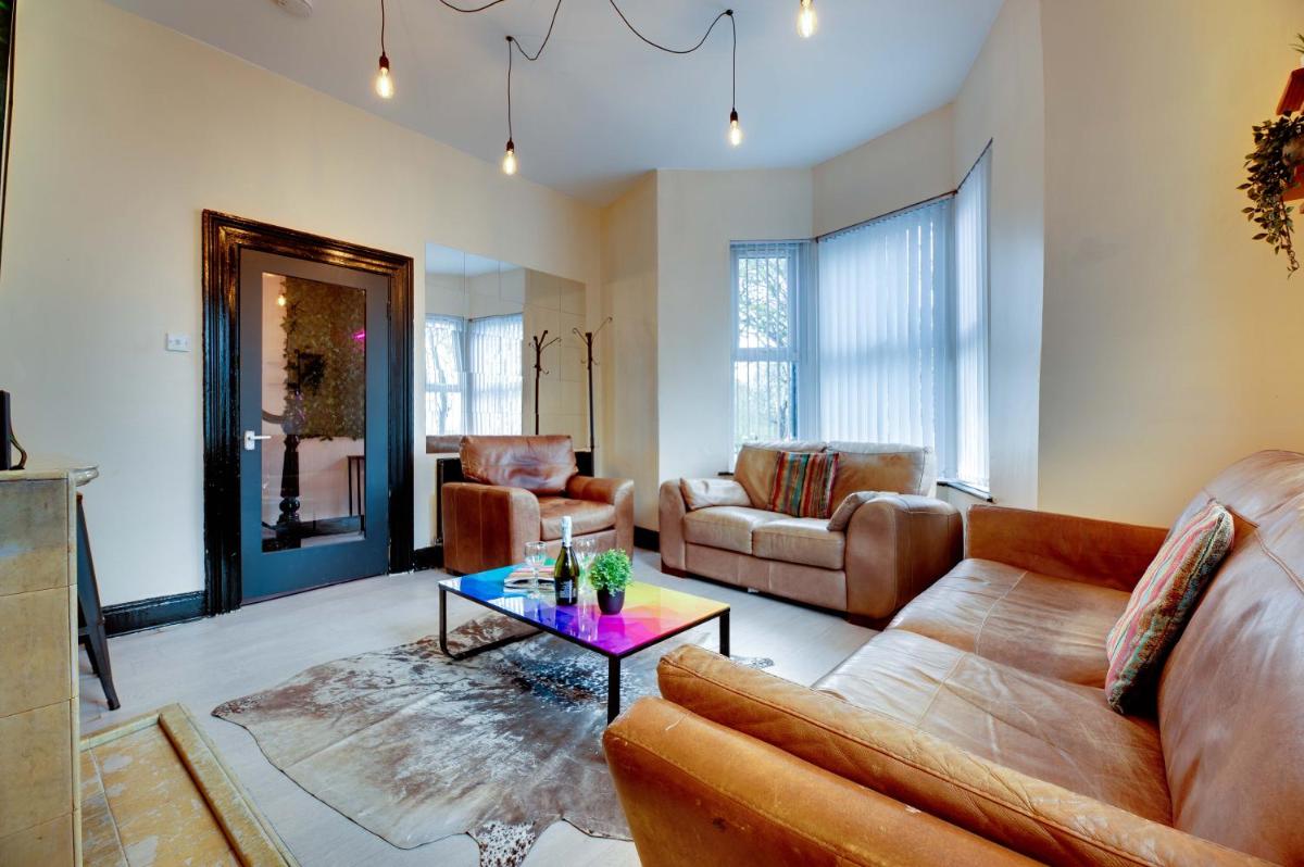 Newcastle CITY Apartments 5 - Housity