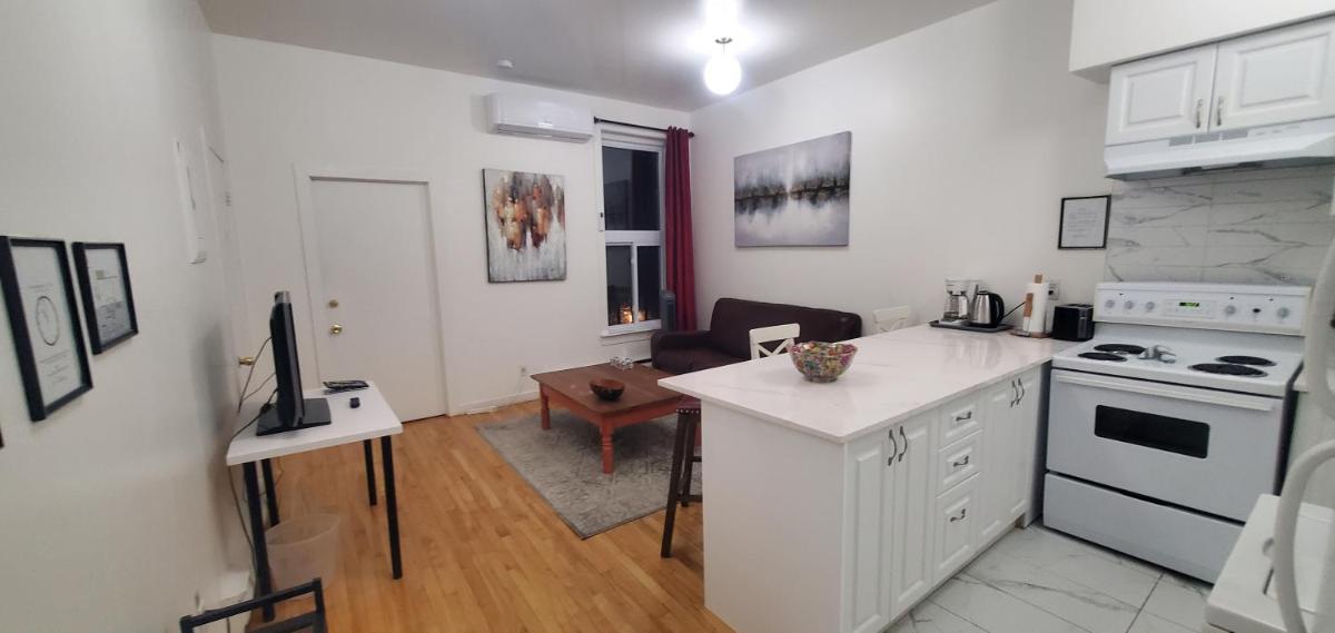 Heart of MTR for Memorable Experience 7minMetro 2 backyard Fully Equipped - Housity