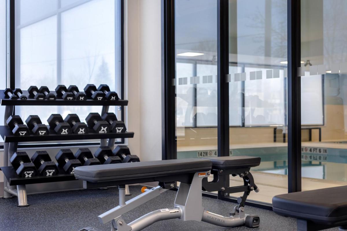 Holiday Inn Express & Suites St Thomas - Housity