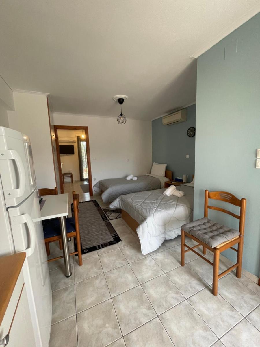 Flo's Apartments - Housity
