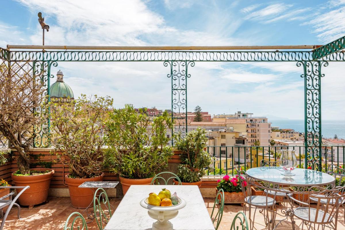 Terrazza Monteroduni 16 - Housity