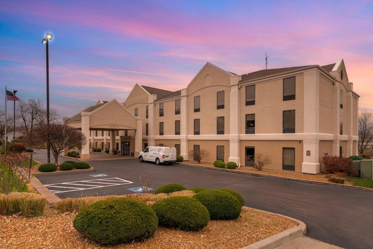 Comfort Inn Near Six Flags St Louis - Housity