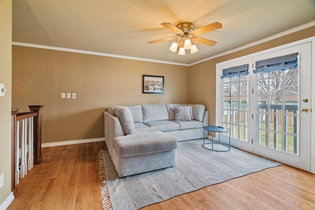 Packer Bungalow - Housity