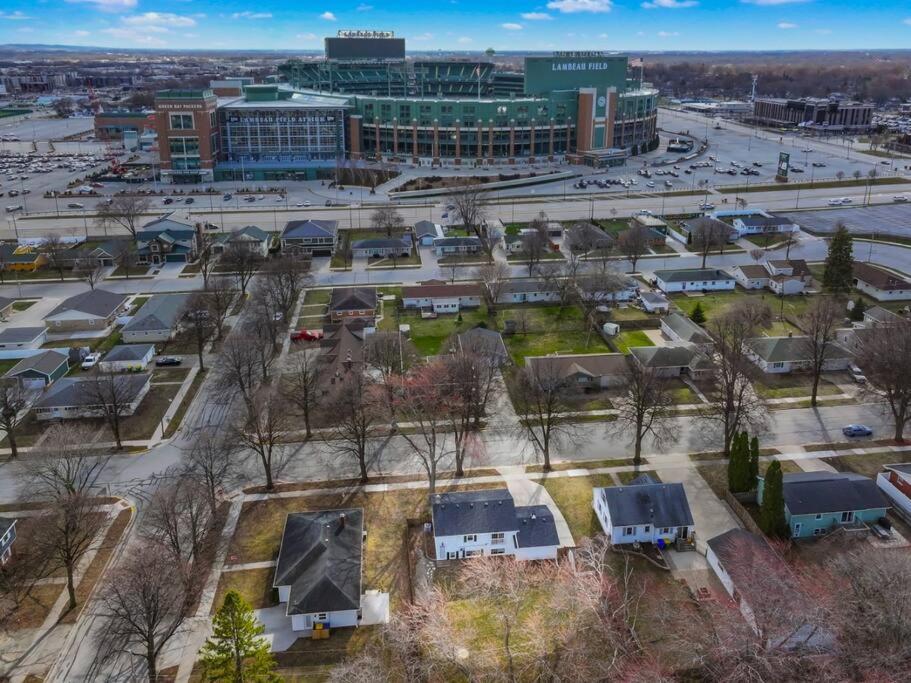 Packer Bungalow - Housity