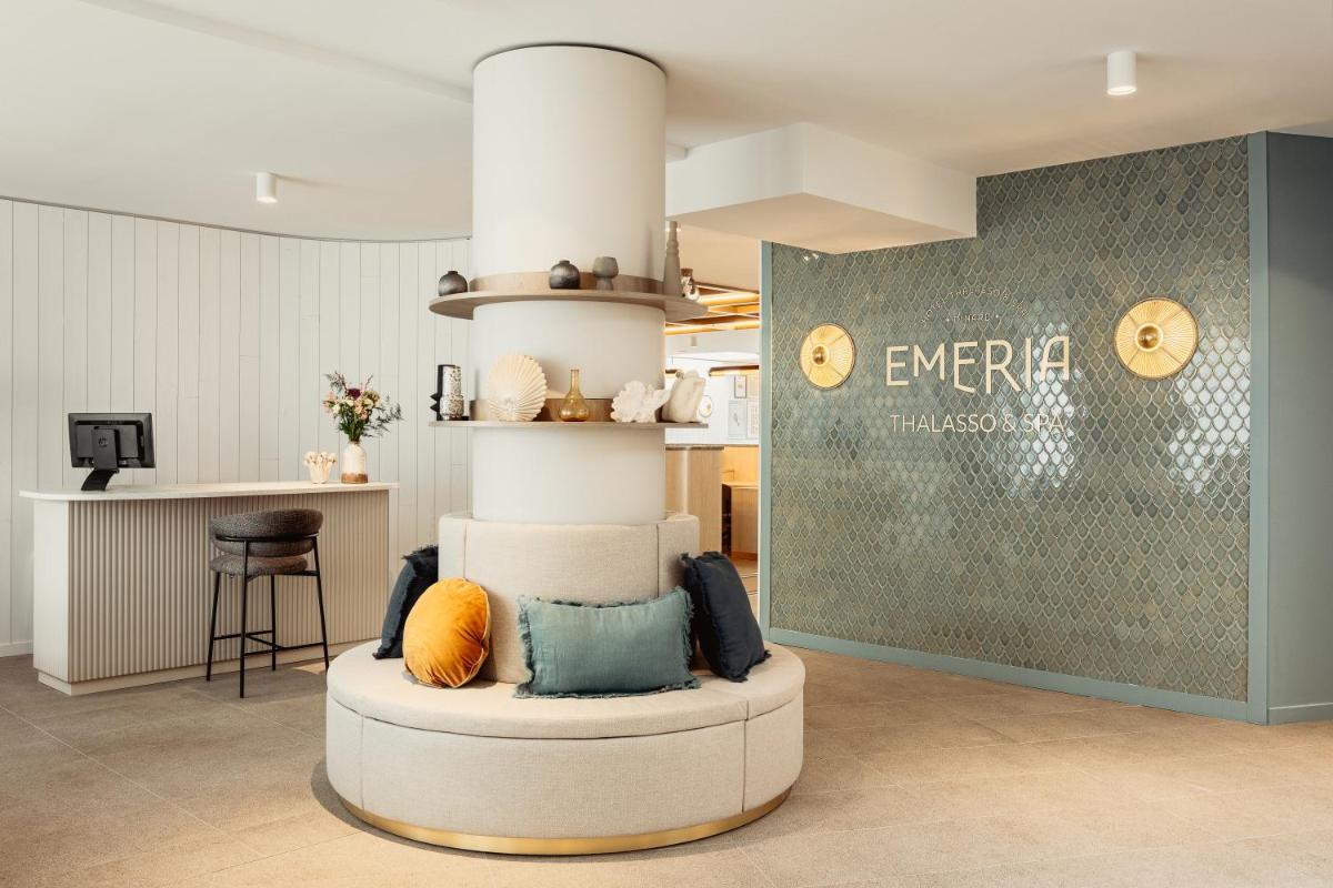 Certificat, récompense, panneau ou autre document affiché dans l'établissement Emeria Dinard Thalasso Spa