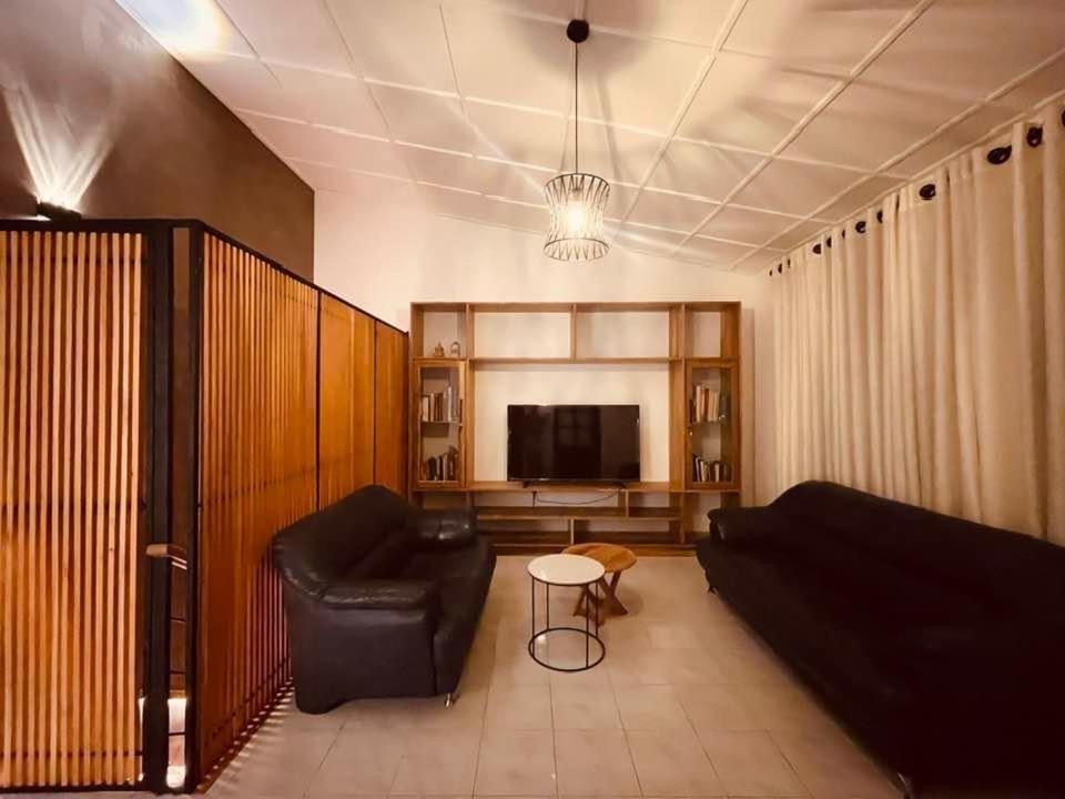 1818 Badulla - Housity