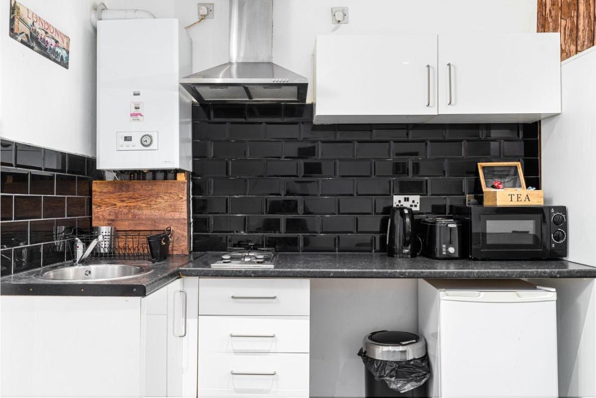 Whitechapel Grand - Housity