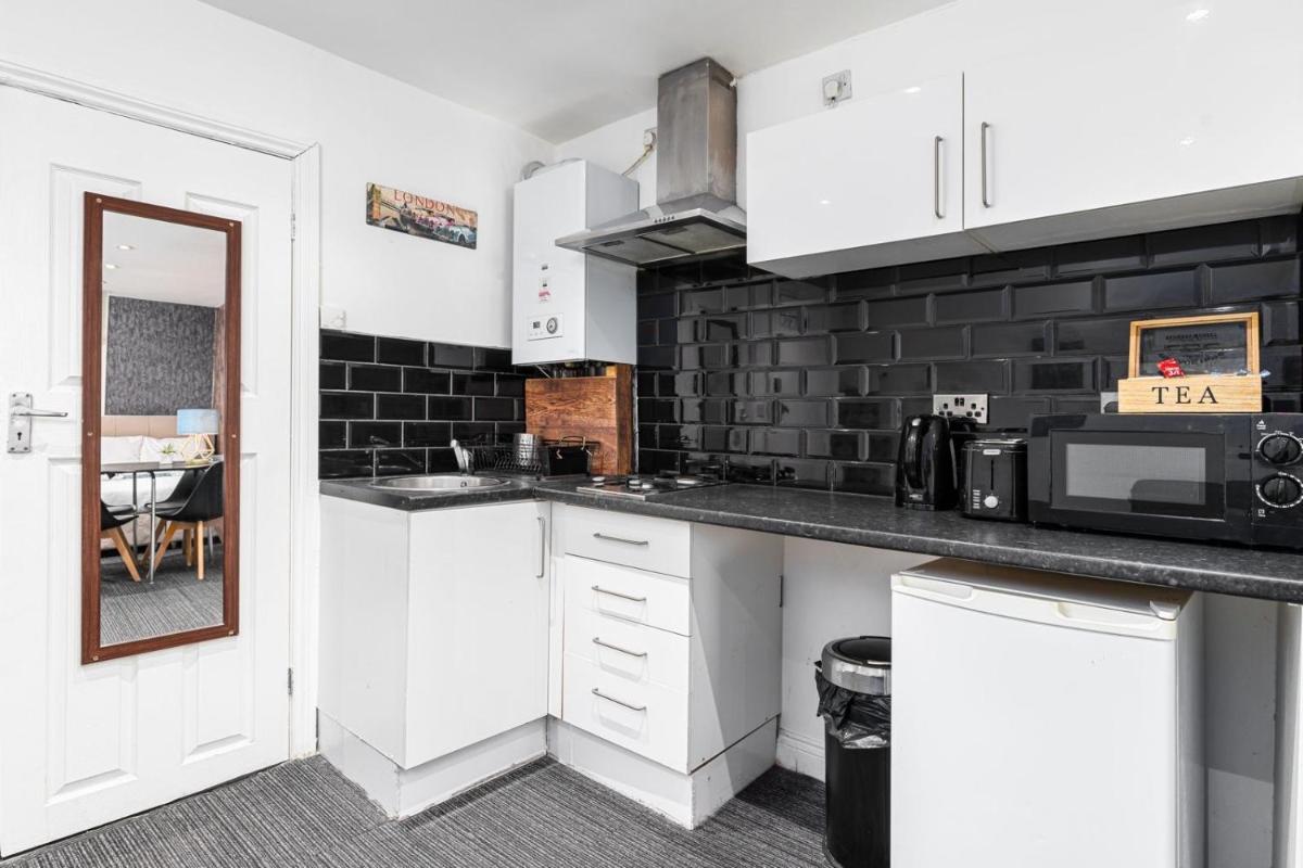 Whitechapel Grand - Housity