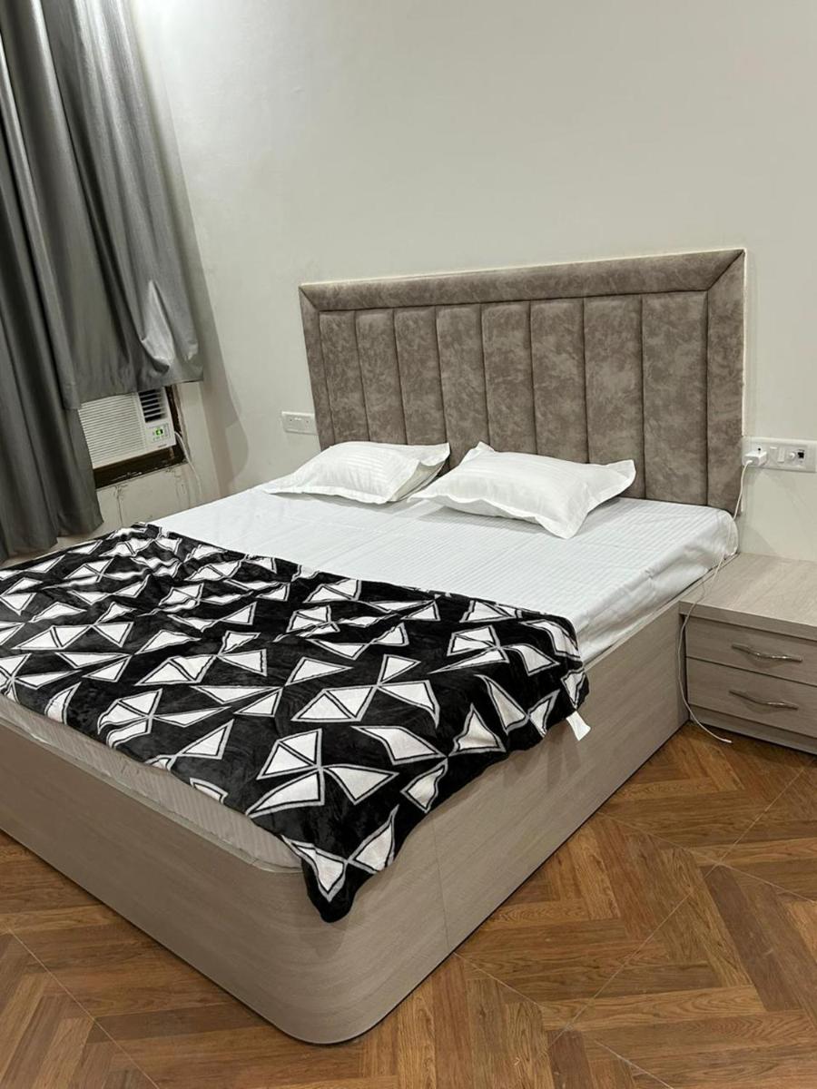 Nihaal Palace - Housity