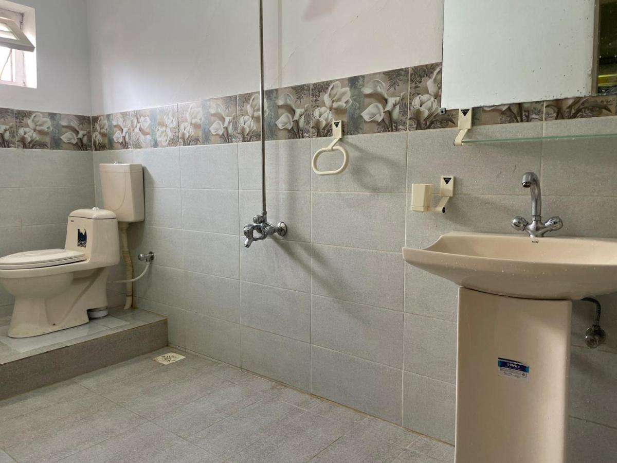 Skardu Saraye Hotel & Resort - Housity