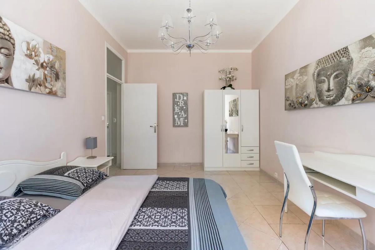 NOTRE DAME - Huge sunny modern 2BR flat - Terrace - Housity