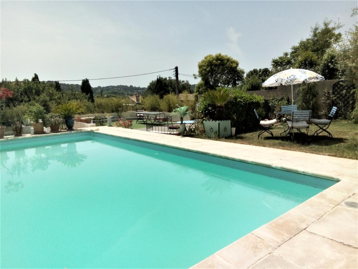 Hote-Aix-Centre-garage-piscine - Housity