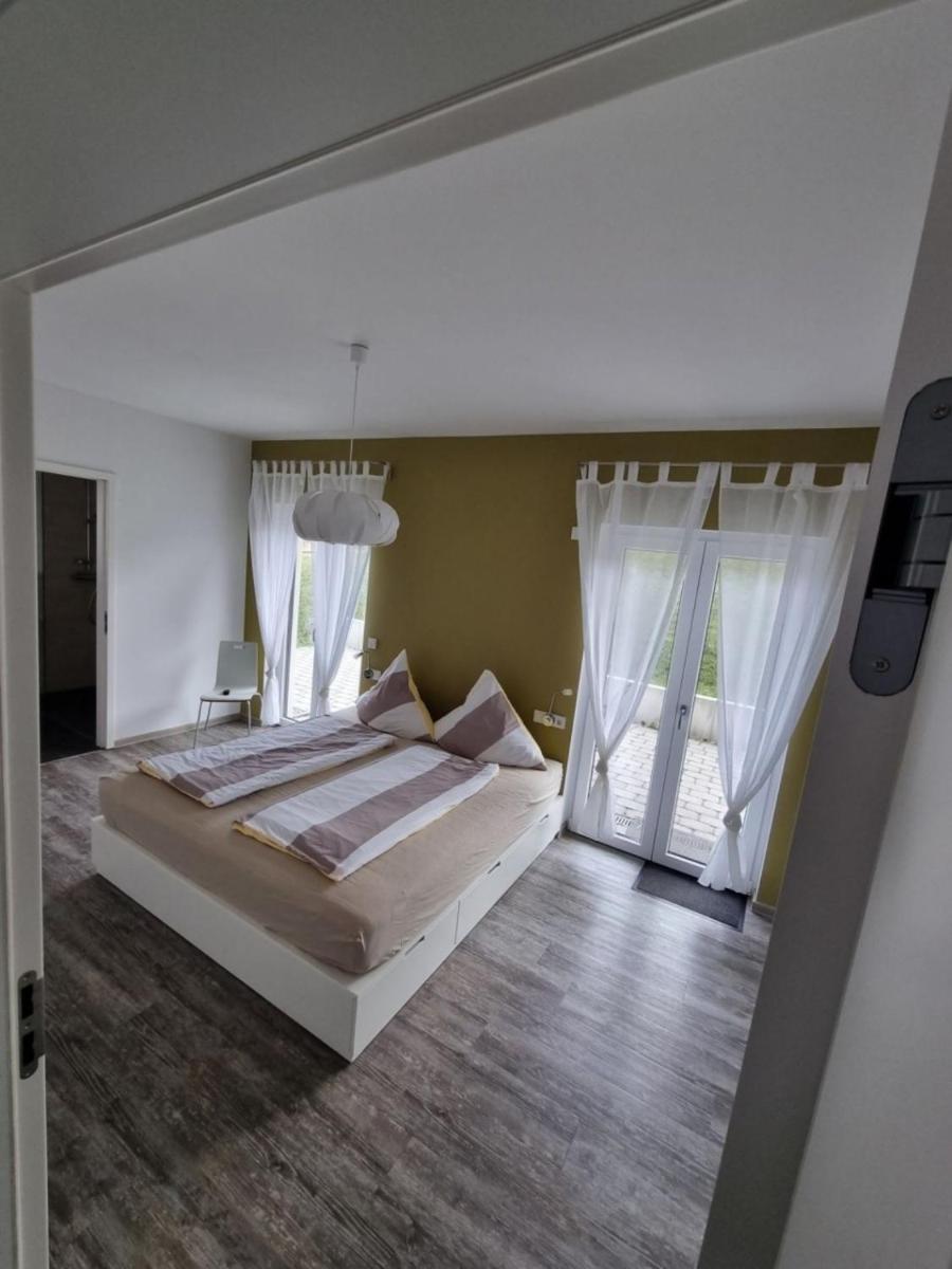 1 - Eclipse - Housity