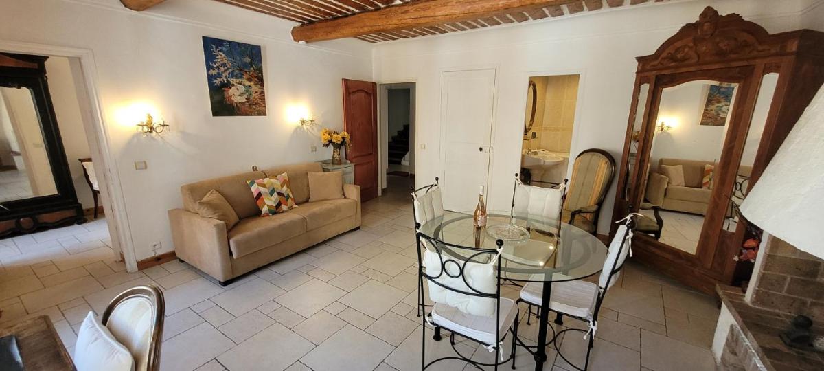 La Sarrazine - Suites - La Garde Freinet, Var - Housity