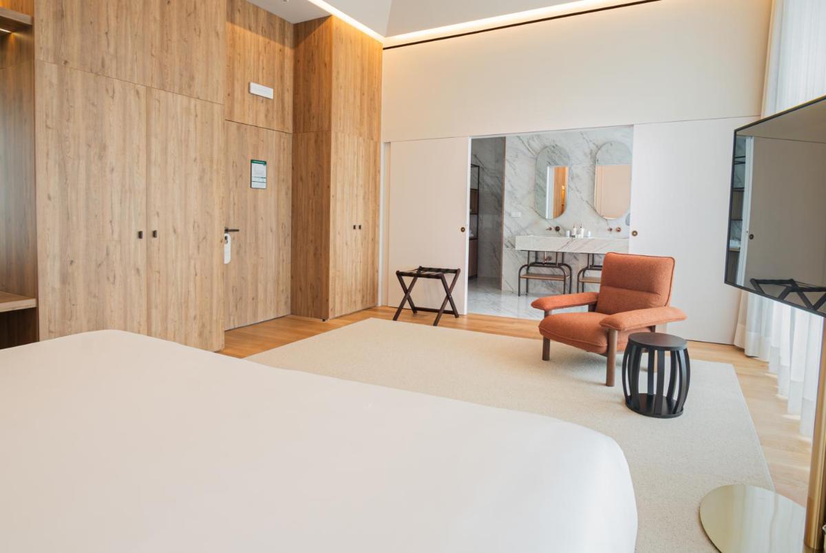 The Lince Santa Clara - Housity