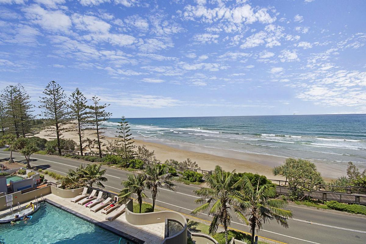 Clubb Coolum Beach Resort Sunshine Coast - Housity