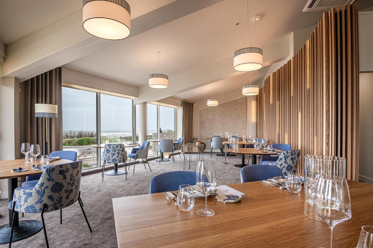Logis Hôtellerie Les Brisants , Restaurant J M Perochon - Housity