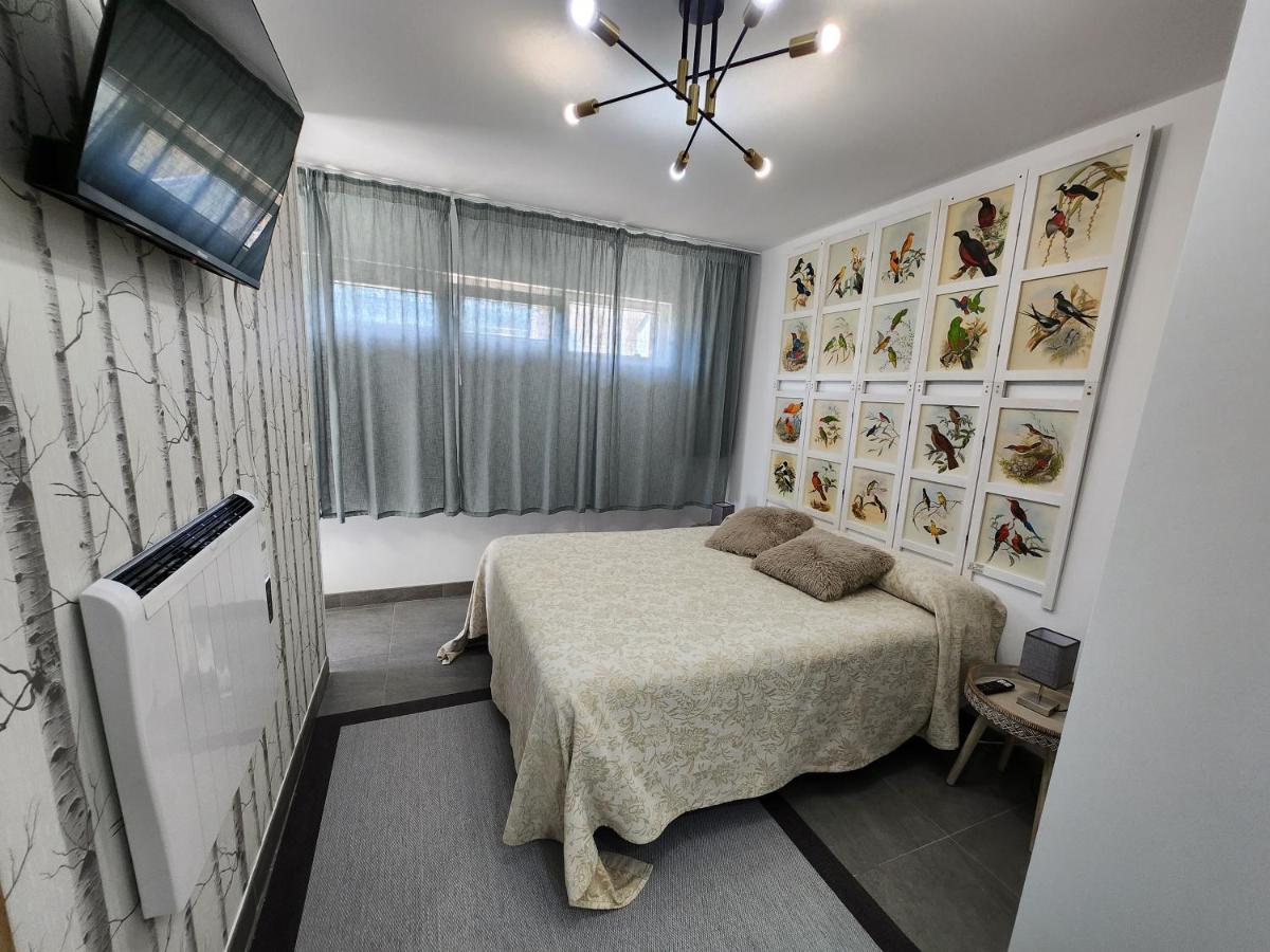 Estudios Playa de Covachos - Housity