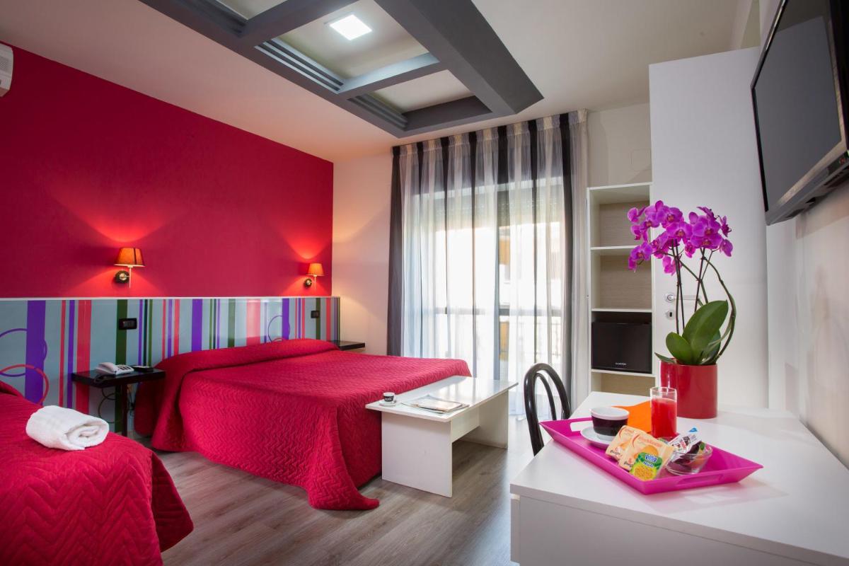 Hotel Le Ceramiche - Housity