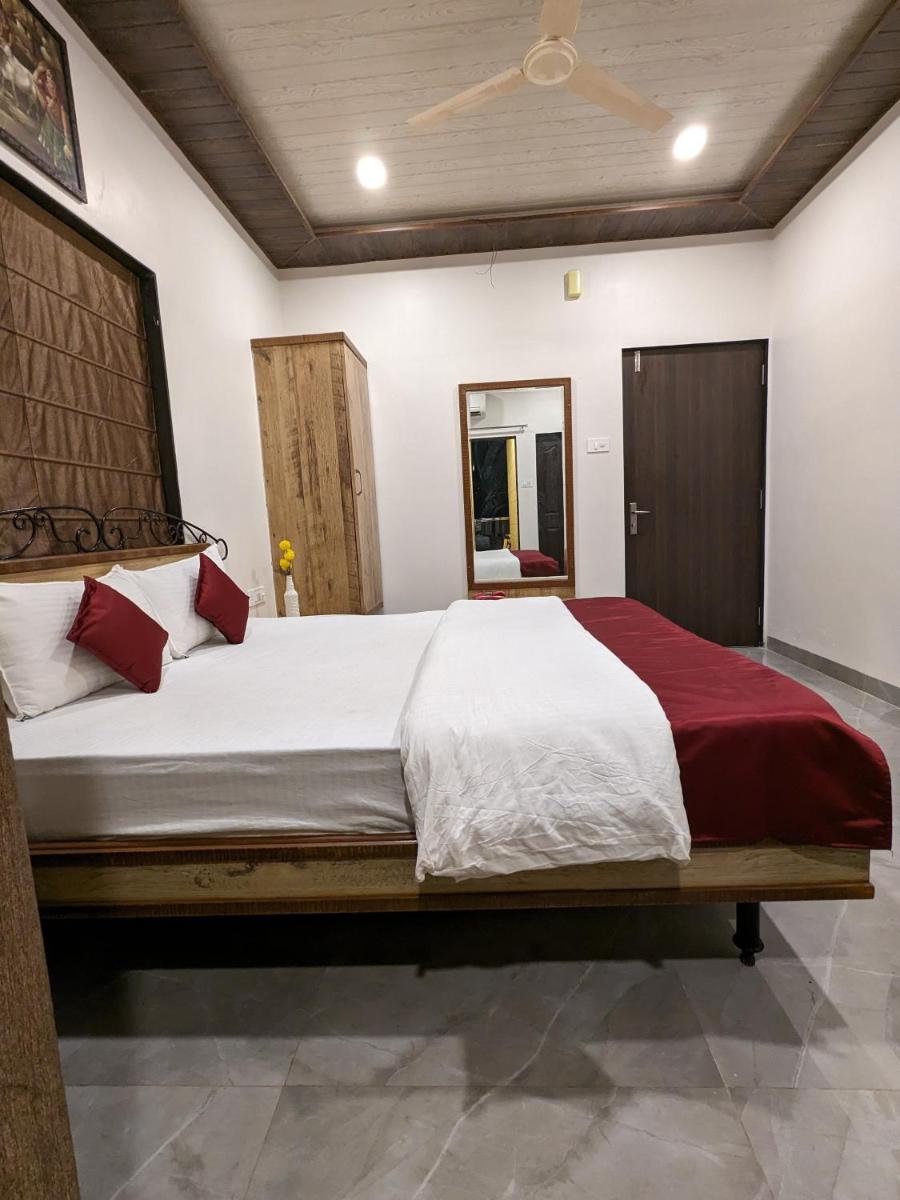 Hotel and Villa Samarth Palace - Hizvo