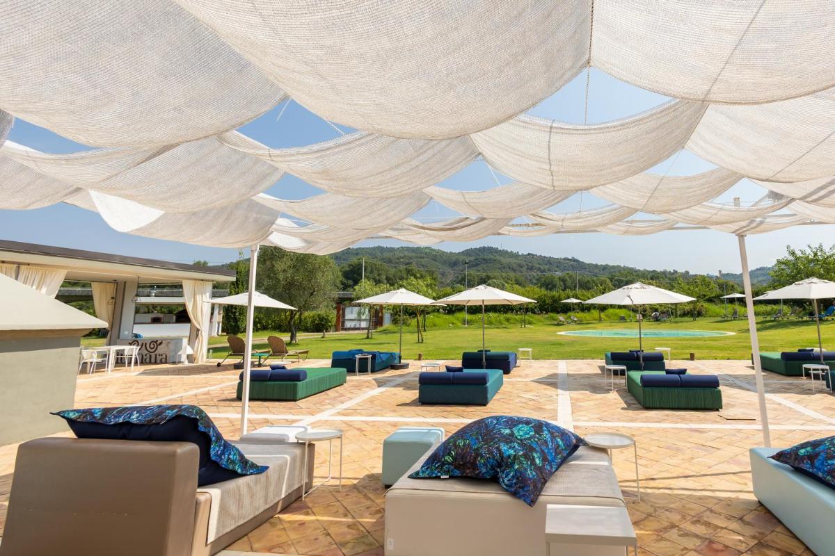 Iumara Relax Resort - Housity