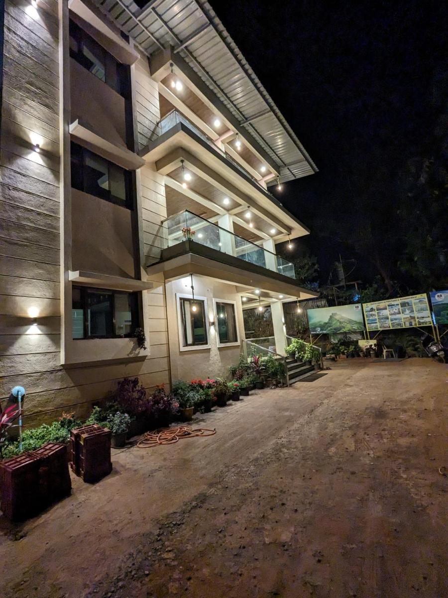 Hotel and Villa Samarth Palace - Hizvo