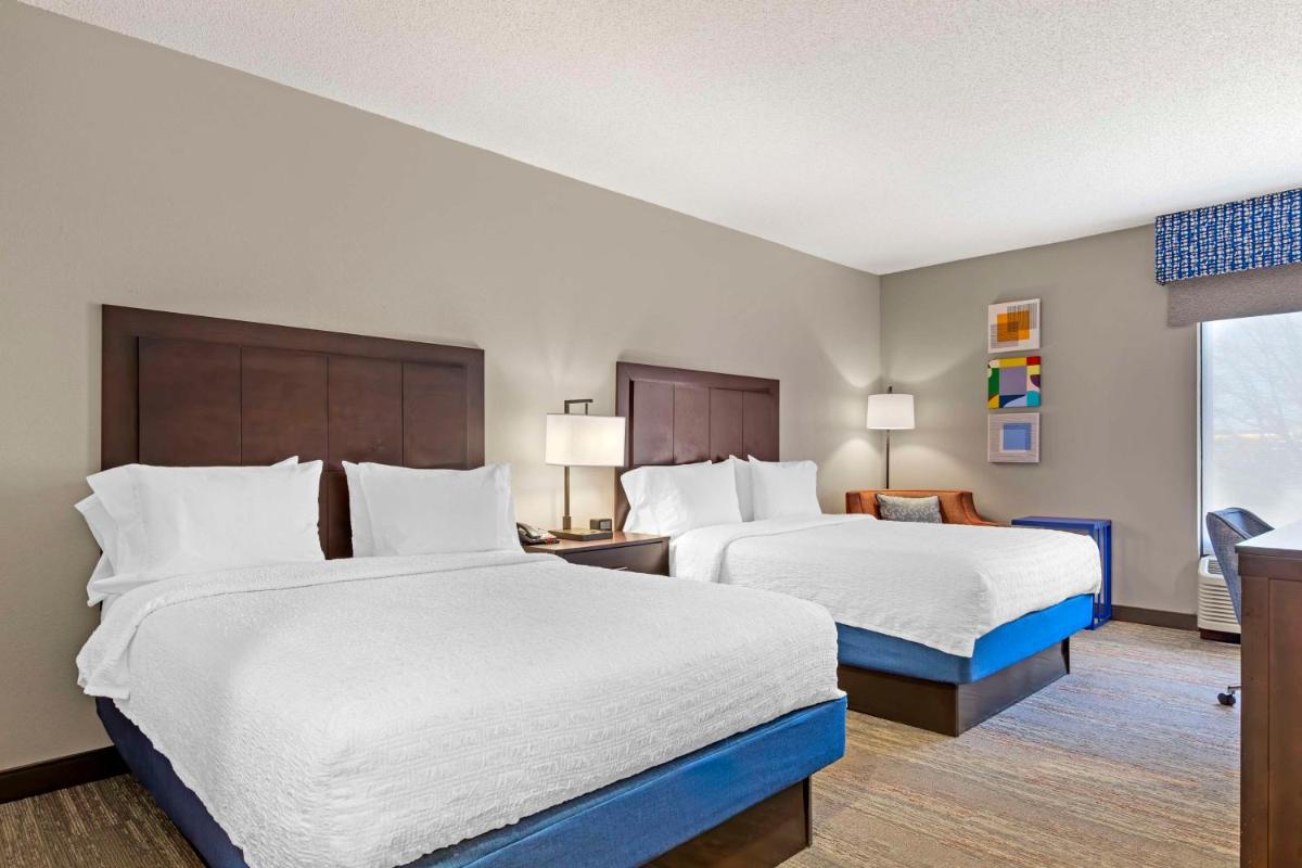 Hampton Inn Mebane - Housity