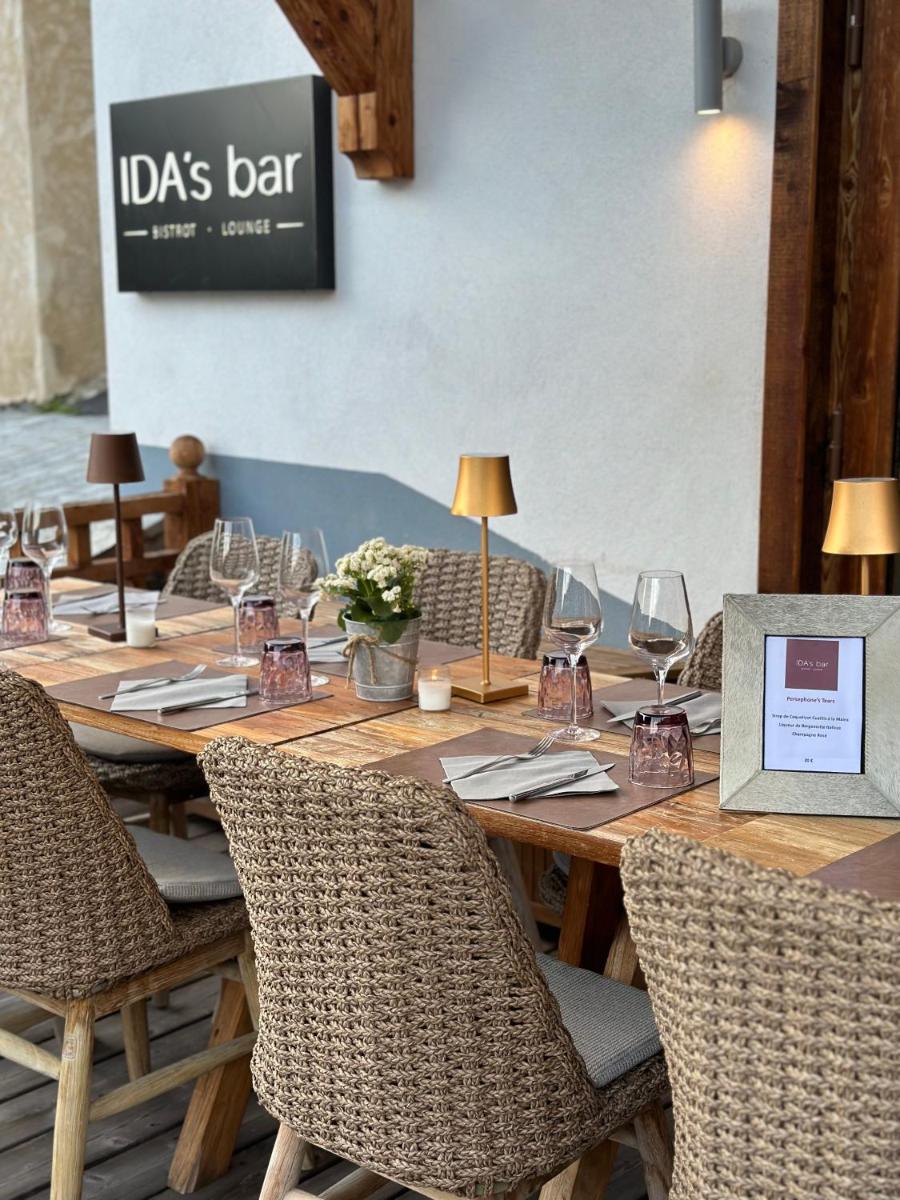 Restaurant ou autre lieu de restauration dans l'établissement Hotel Le V de Vaujany
