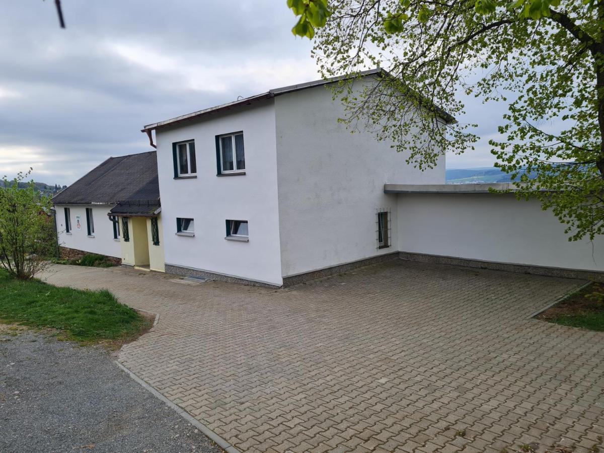 Ferienwohnung Erzgebirgsblick - Housity