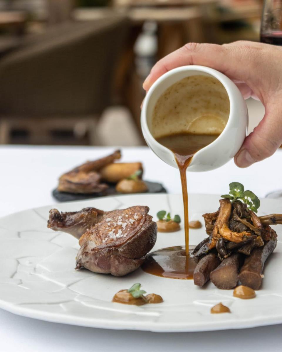 Nourriture dans l'hôtel ou à proximité