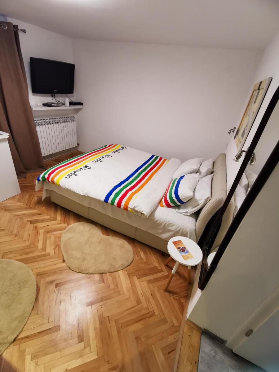Apartment Miris Dunja - Housity