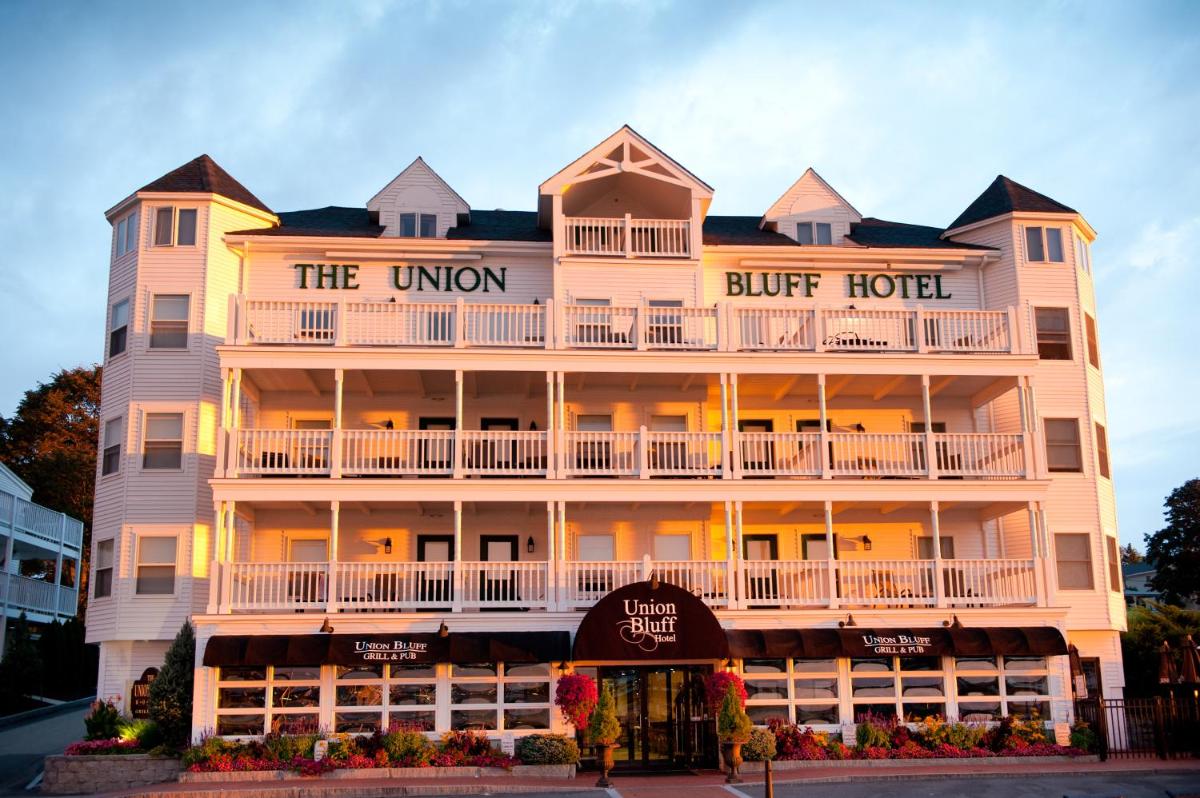 Union Bluff Hotel & Meeting House - Housity