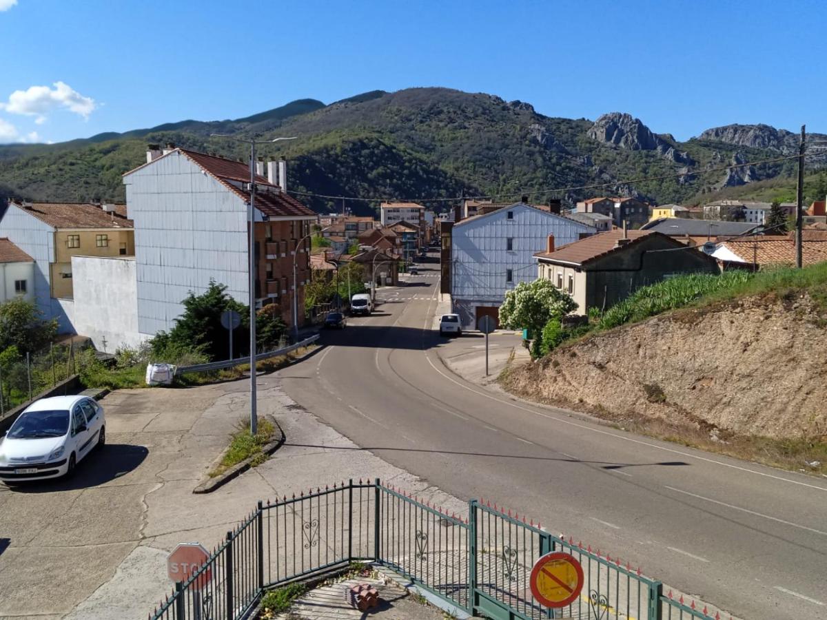 Bonito apartamento Cistierna - Housity