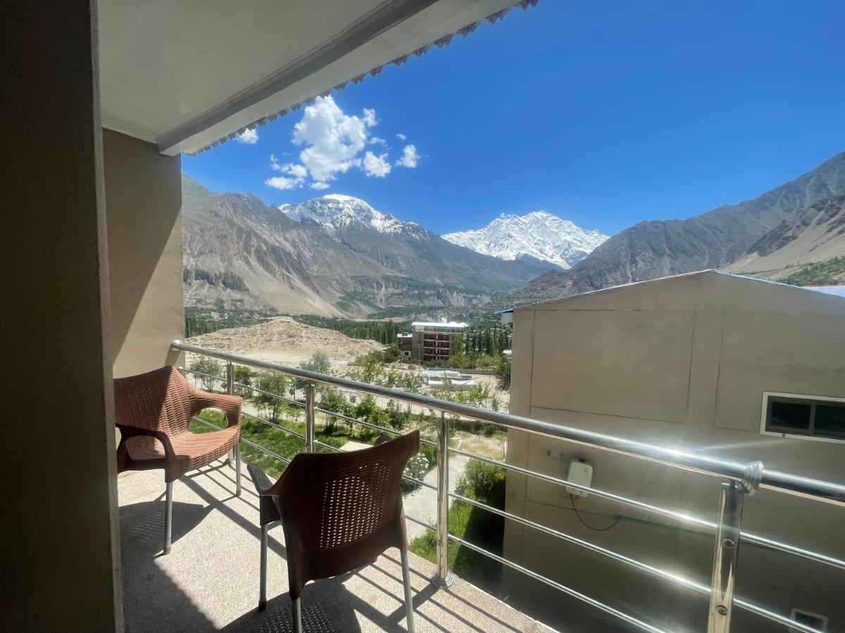 Apple garden Hunza - Housity