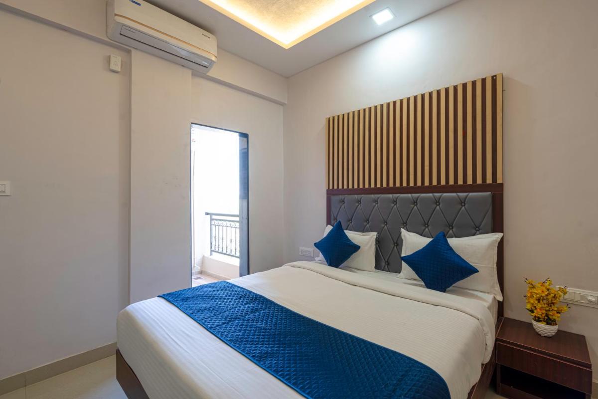 StayBird - Divine Suites, Business Hotel, Kharadi - Housity