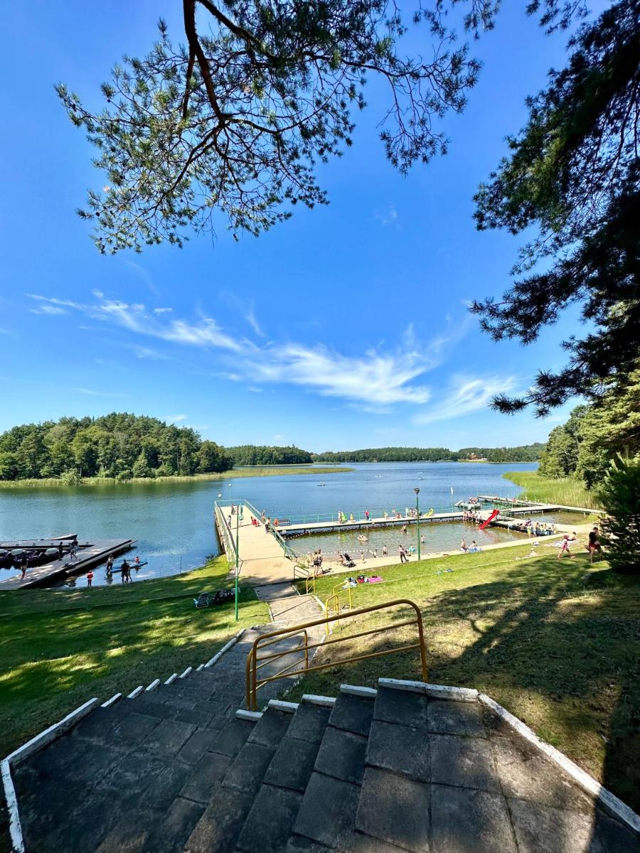 Ośrodek Wypoczynkowy Jeziornik - Housity