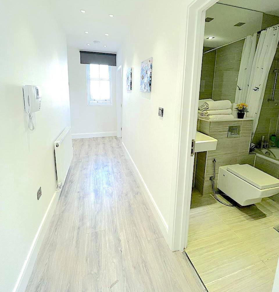 Suitetrails - Harrow Apartments