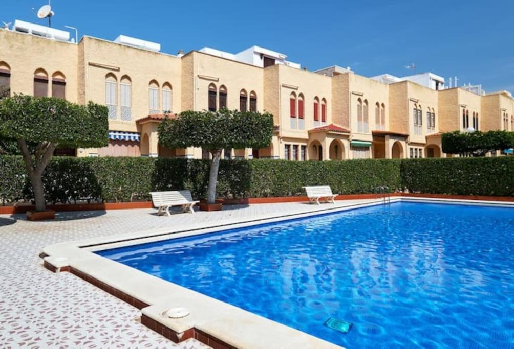 Villa Magerit, entire home 5 minutes easy walk to sandy beach - Housity