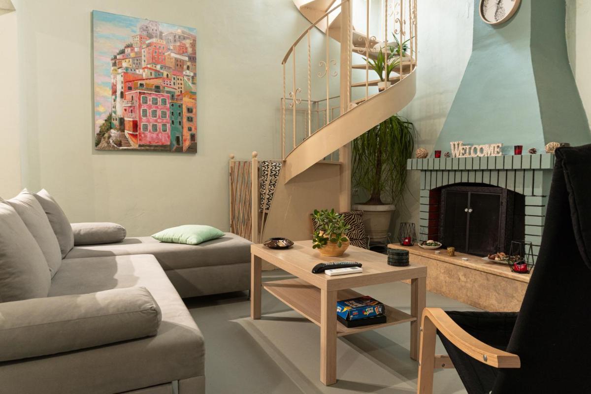 Christine's House - Housity