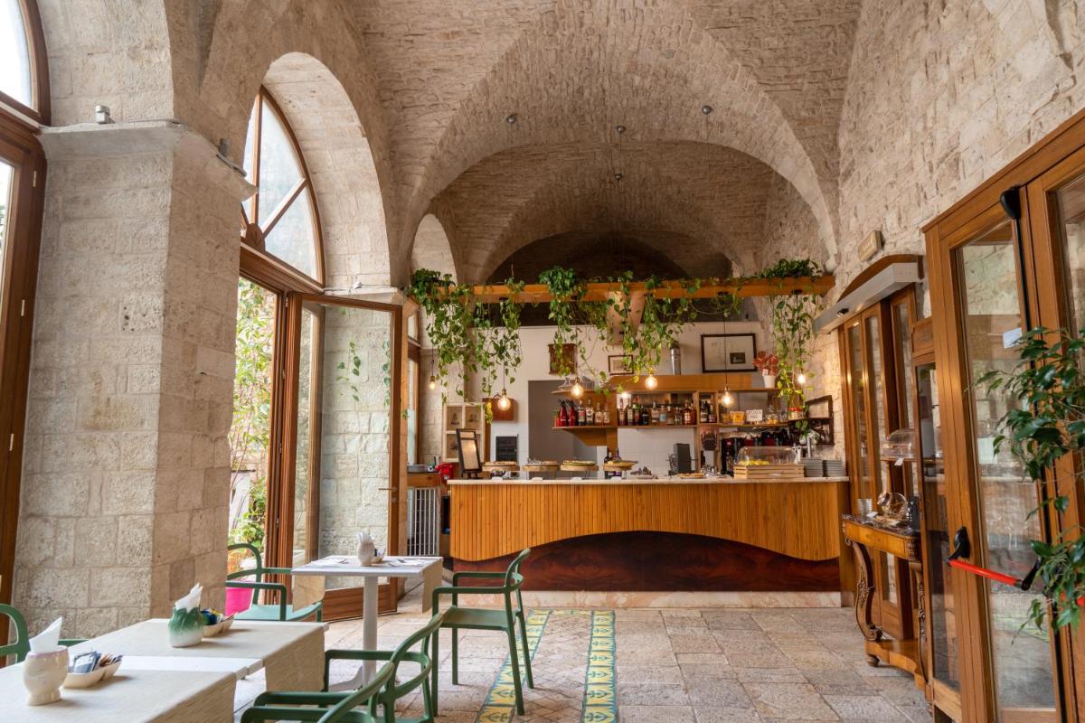 S. Martin Hotel - Housity