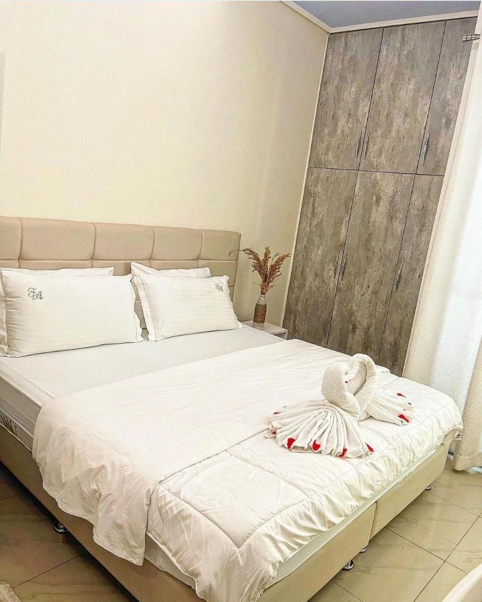 FA_HOLIDAYS - Housity
