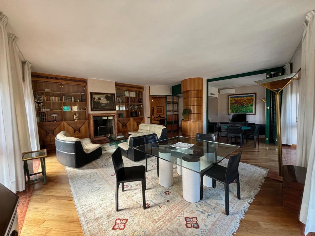 VeronaJourneys Emilei - Housity
