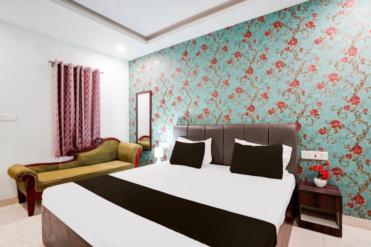 Super Hotel O Flagship Alankrita Resort - Housity
