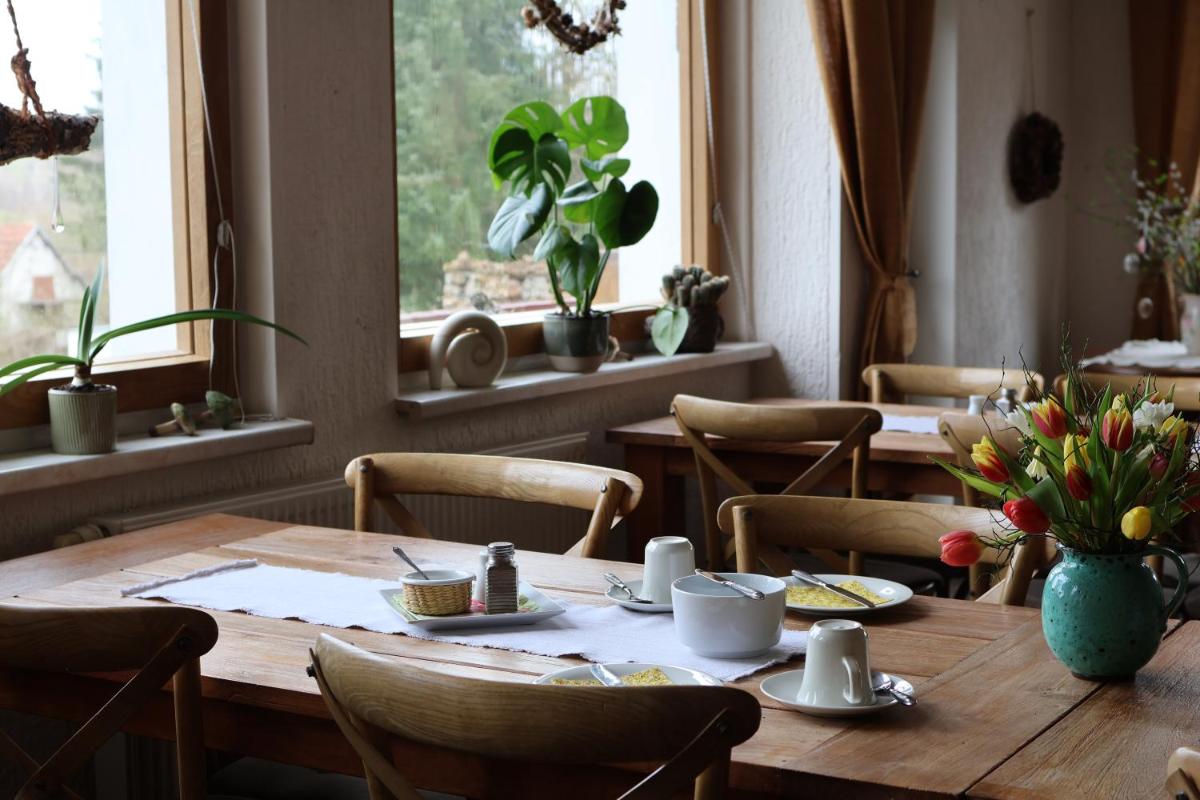 Hotel Carolaruh - Housity