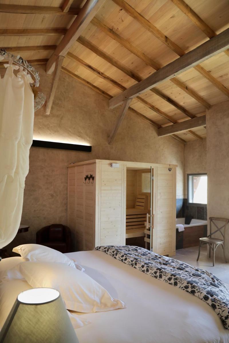 Hôtel-Spa Le Saint Cirq - Housity